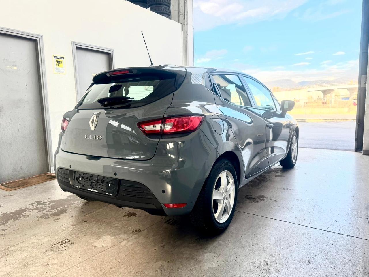 Renault Clio TCe 12V 75 CV 5 porte OK Neopatentati