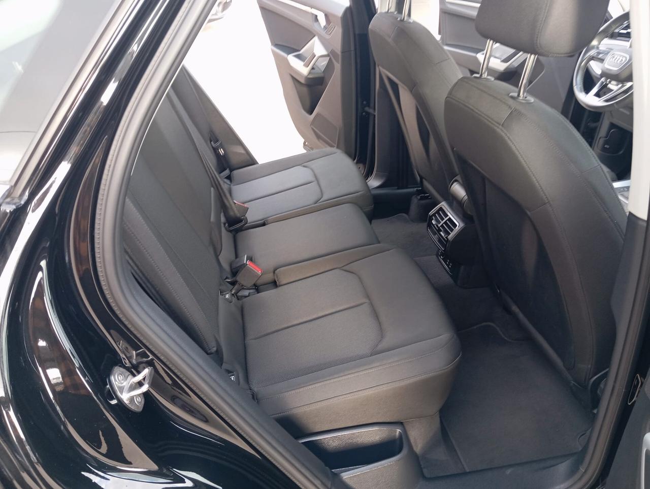 Audi Q3 SPB 35 TDI quattro S tronic Business Plus