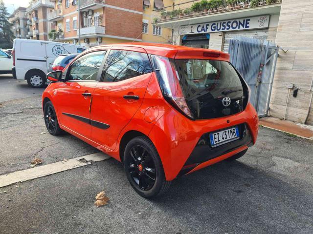 TOYOTA Aygo 1.0 VVT-i 69 CV 5 porte x-play