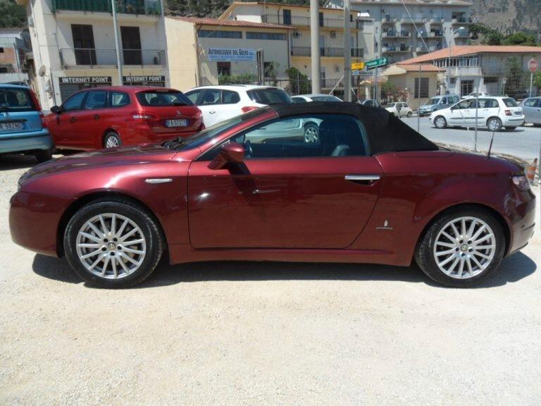 Alfa Romeo Spider 2.4 JTDm Exclusive