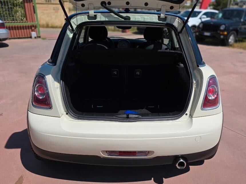 Mini Mini 1.6 16V Cooper D
