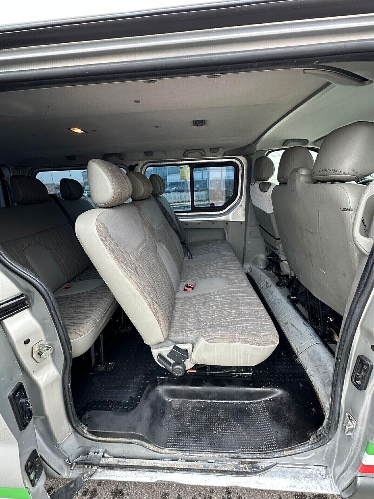 NISSAN PRIMASTAR CON 6 POSTI SUPER PREZZO!