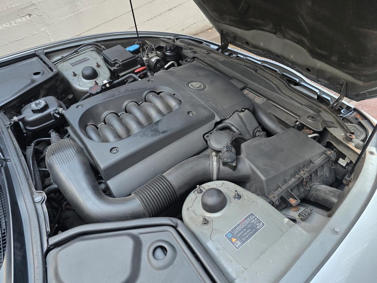 Jaguar XK XK8 4.2 V8 Coupé - Tutti tagliandi Ufficiali Garanzia totale 12 mesi