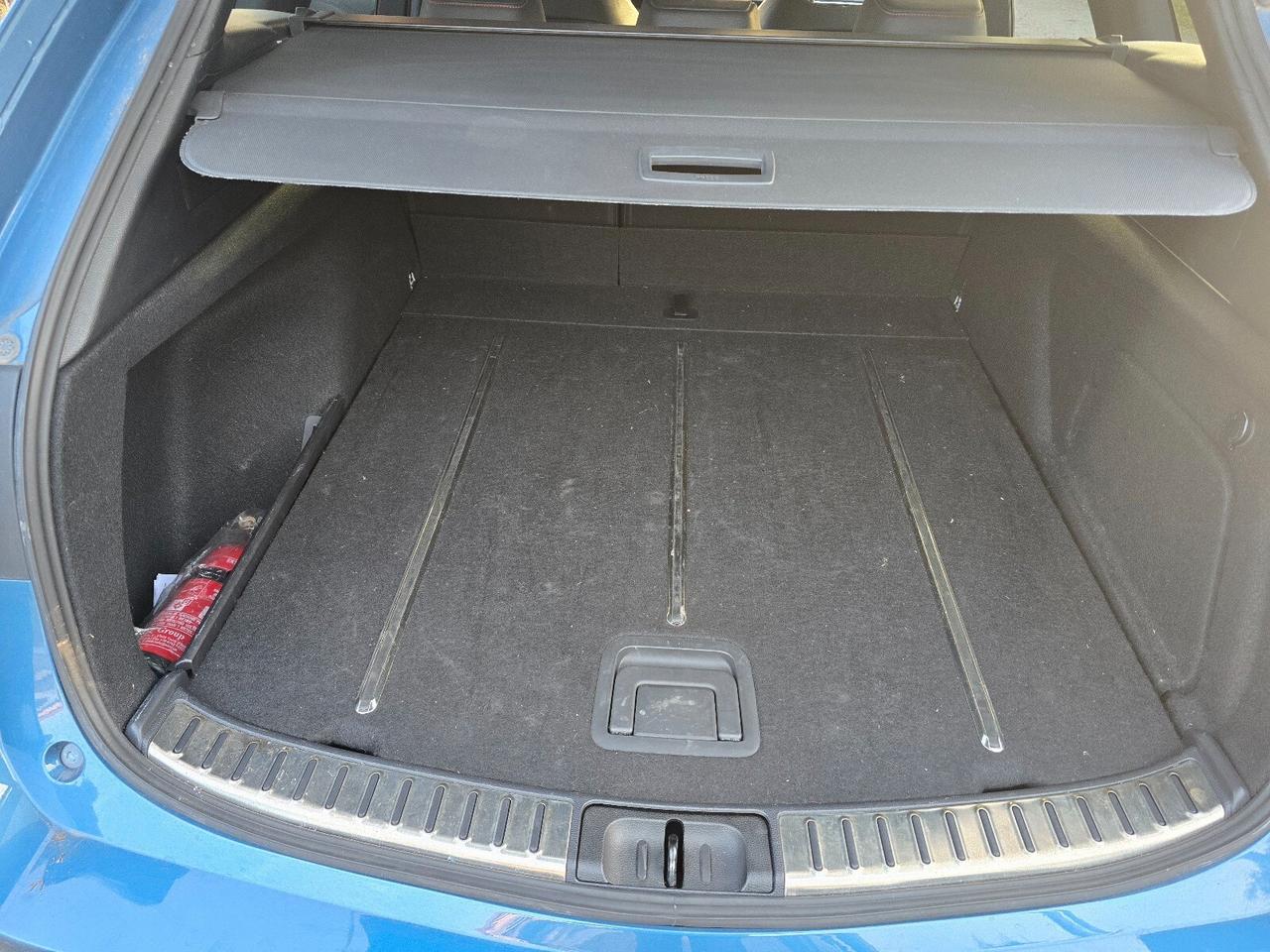 Toyota Corolla Touring Sports 2.0 Hybrid Lounge