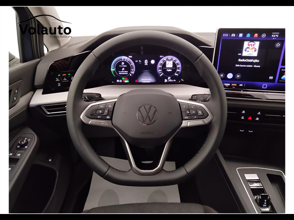VOLKSWAGEN Golf VIII 2024 - Golf 1.5 tsi ehybrid Life 204cv dsg