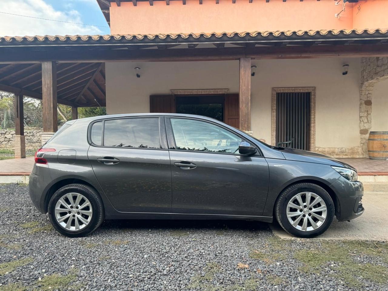 Peugeot 308 BlueHDi STYLE RESTYLING