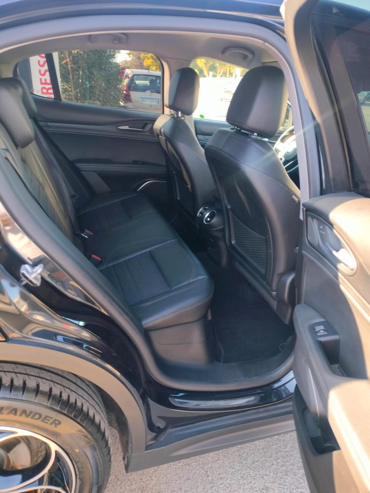 Alfa Romeo Stelvio 2.2 Turbodiesel 210 CV AT8 Q4 Super