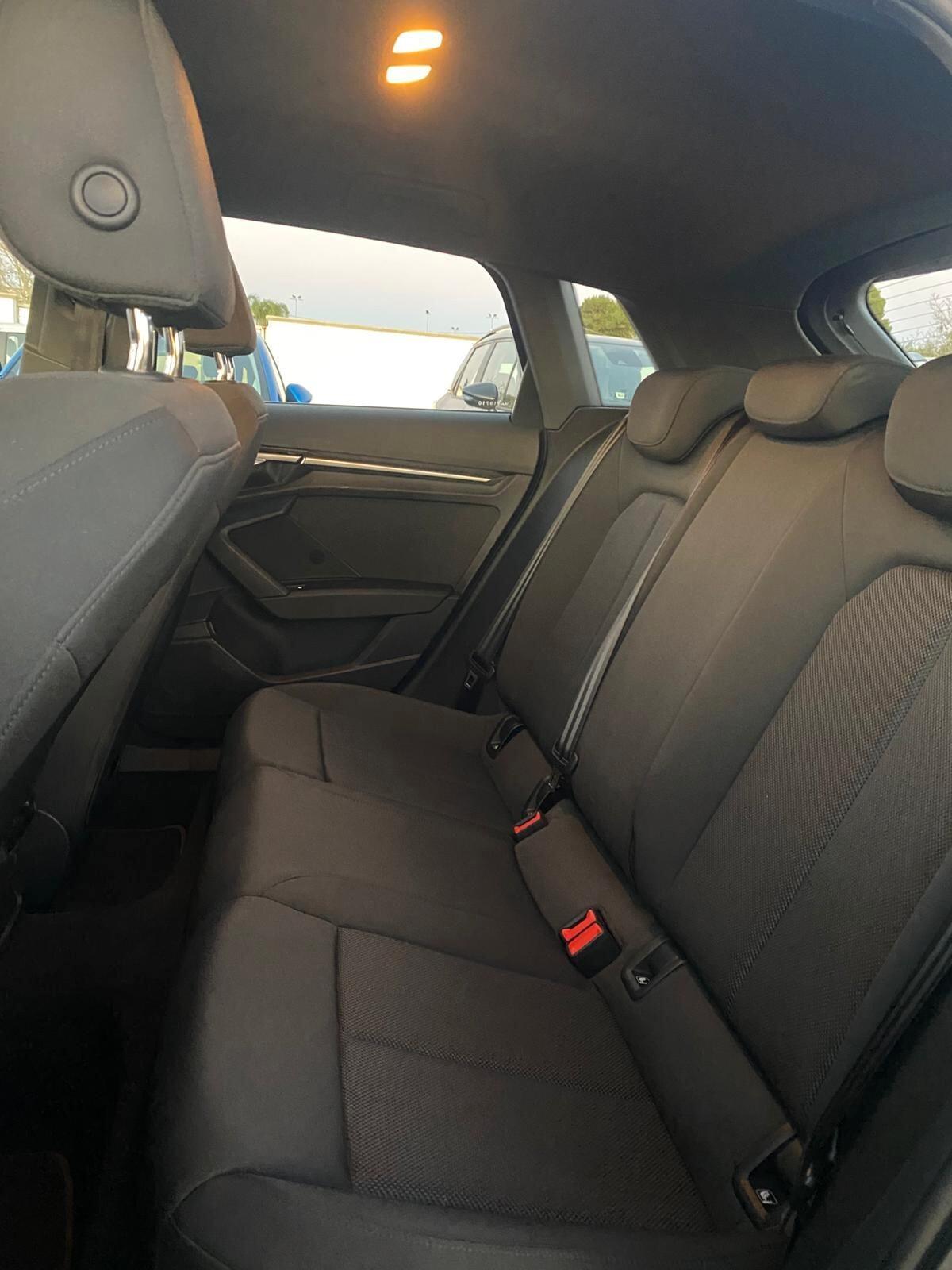 Audi A3 SPB 30 TDI Business Advanced