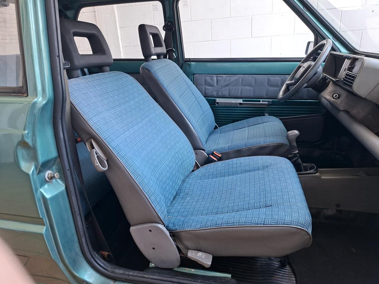 Fiat Panda 900 i.e. cat Young