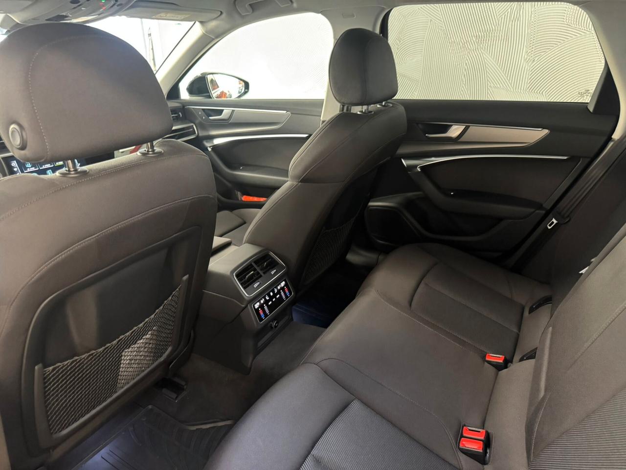 Audi A6 Avant 40 2.0 TDI S tronic Business Design