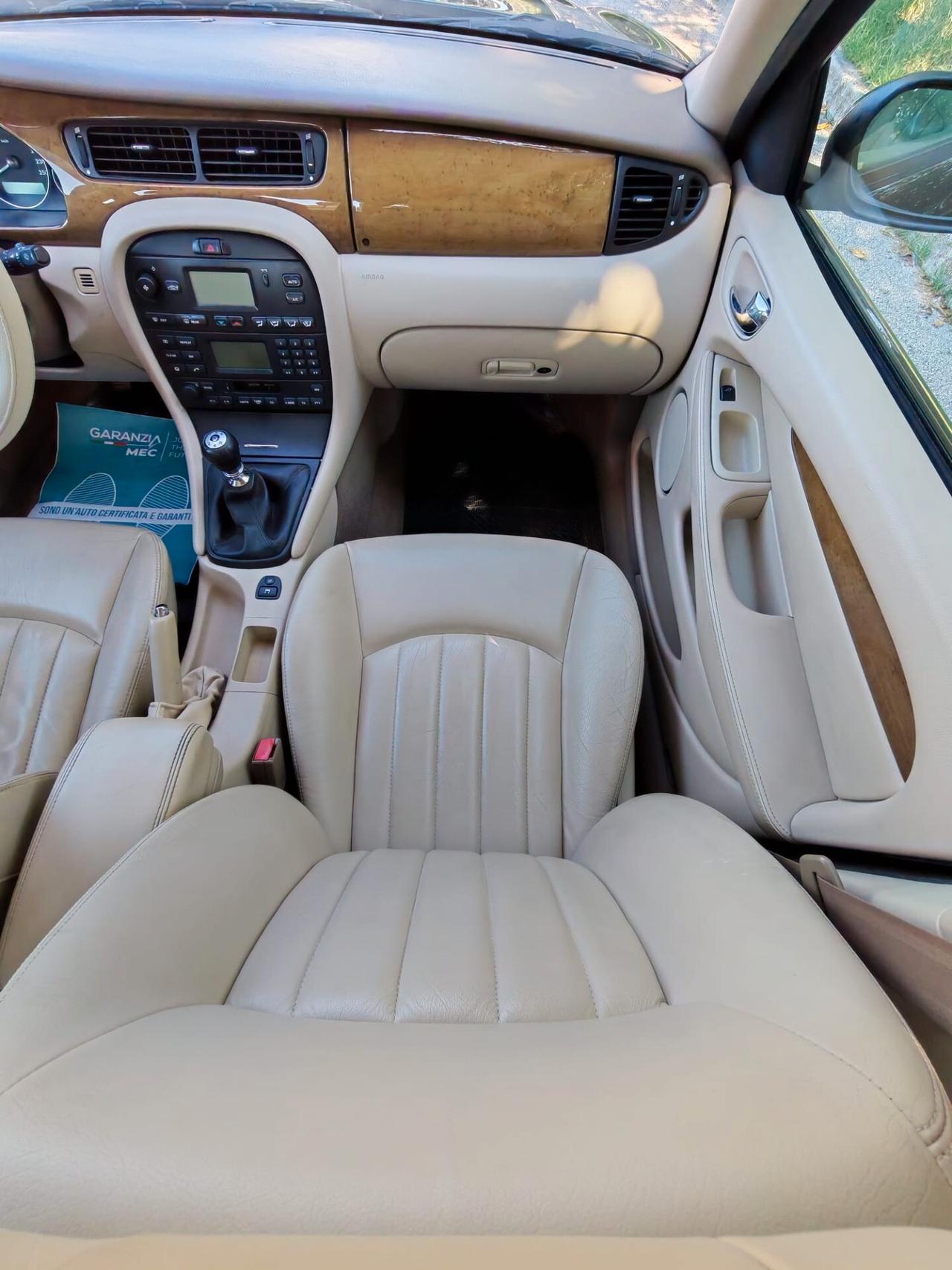 Jaguar X-Type 2.5 V6 24V cat Executive