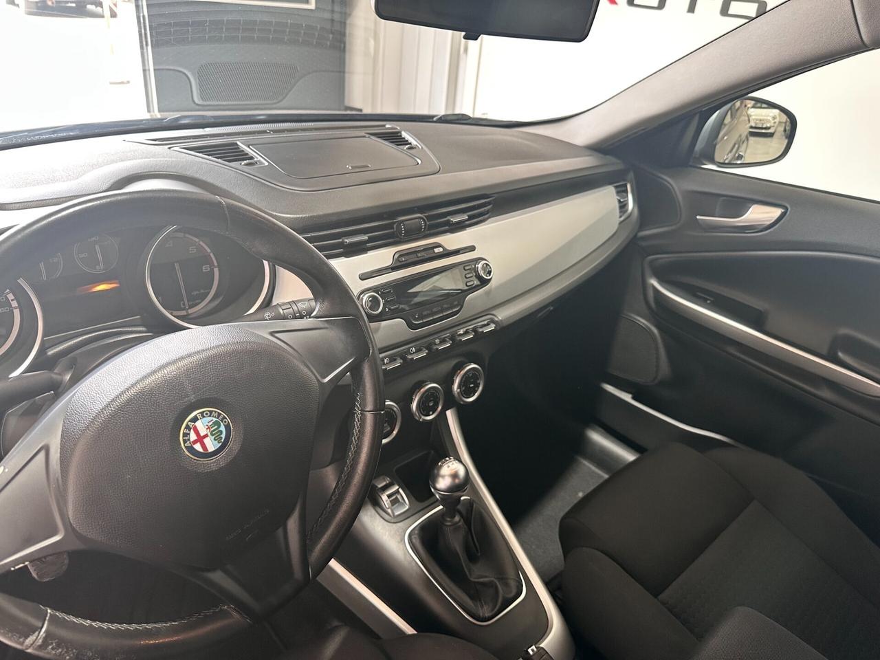 Alfa Romeo Giulietta 1.6 JTDm-2 105 CV Distinctive