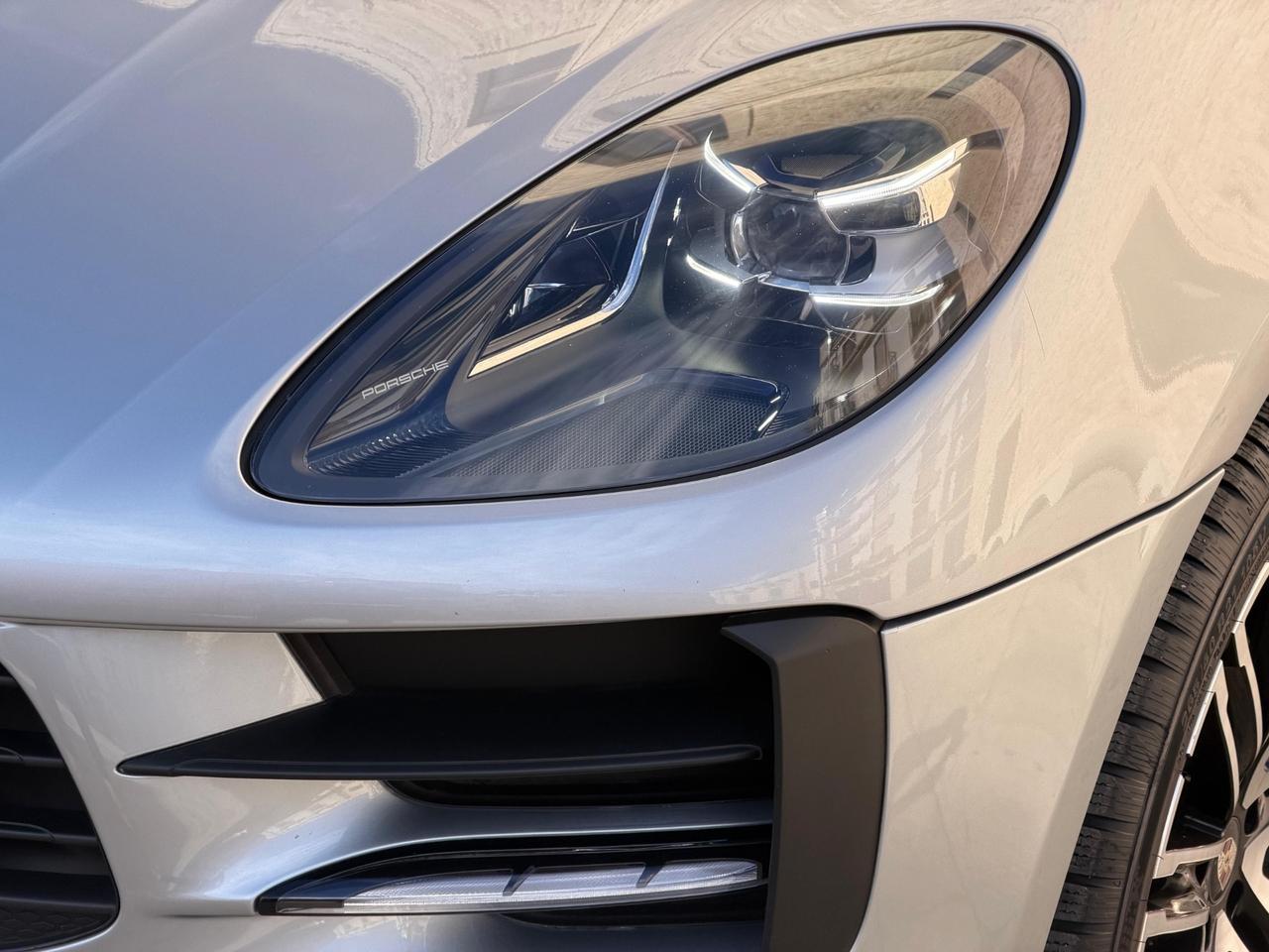 Porsche Macan 2.0 TURBO 245 CV PDK TETTO PASM