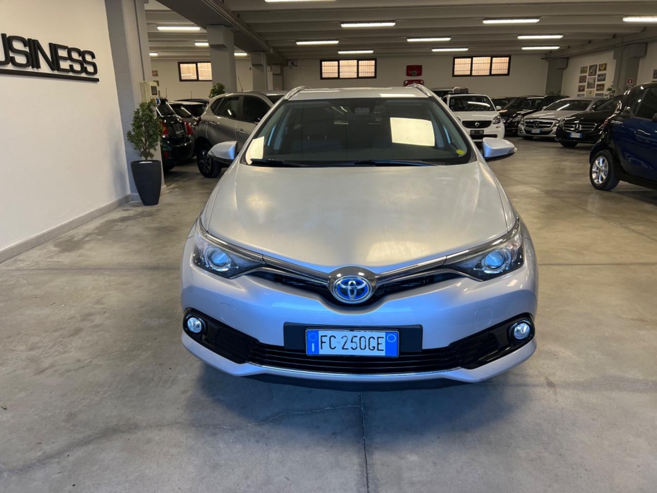 Toyota Auris Touring Sports 1.8 Hybrid Lounge