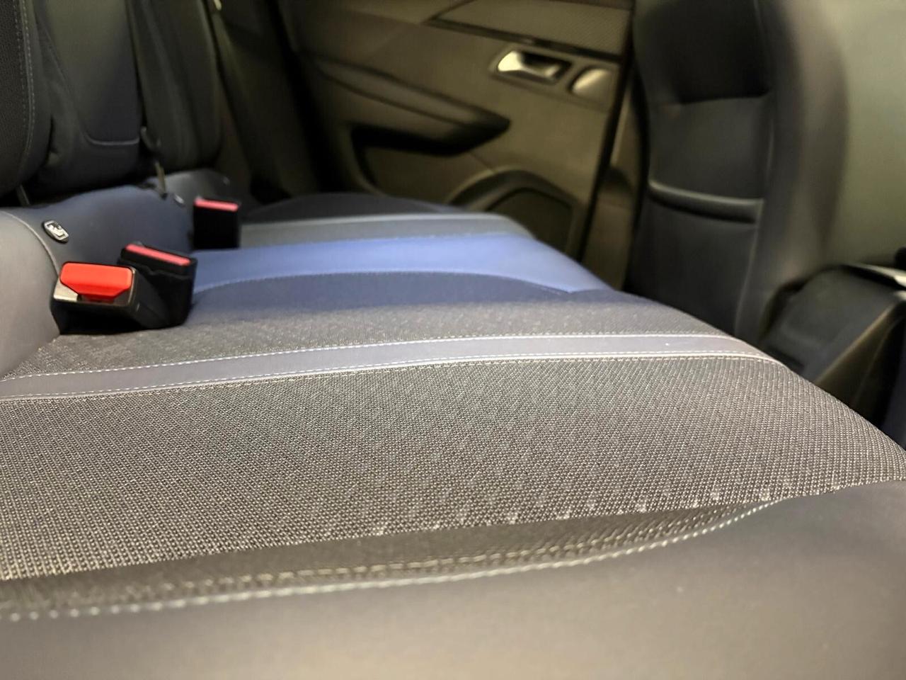 Peugeot 2008 ALLURE NAVI PACK PureTech 130 6mt SPOTICAR