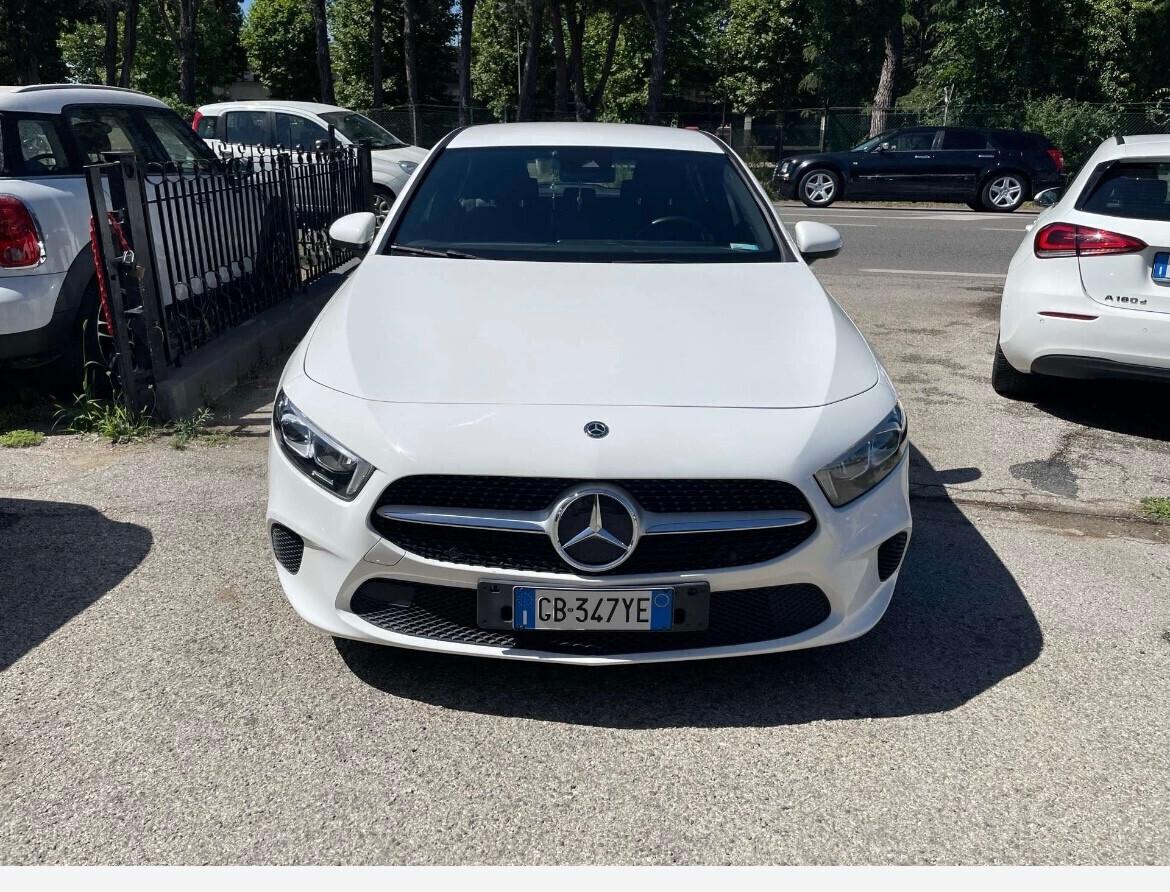 Mercedes-benz A 180 A 180 d Automatic Sport