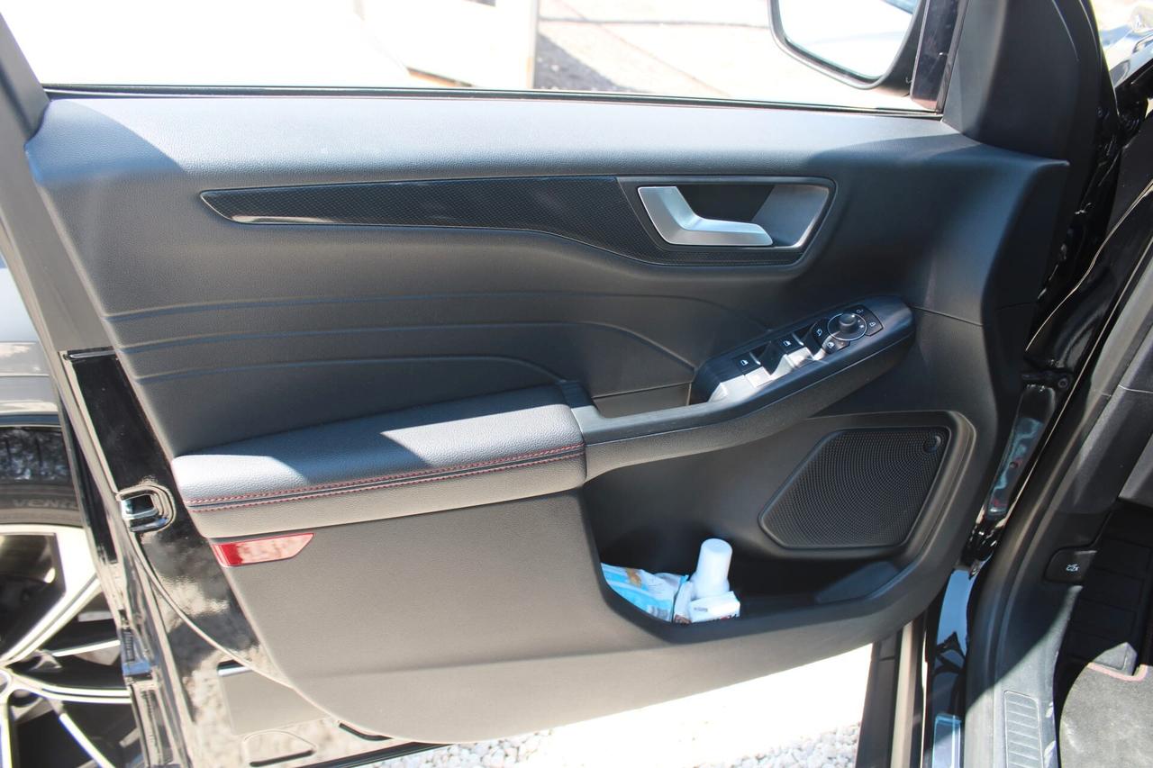 Ford Kuga 2.5 Full Hybrid Tua A SOLI 250€