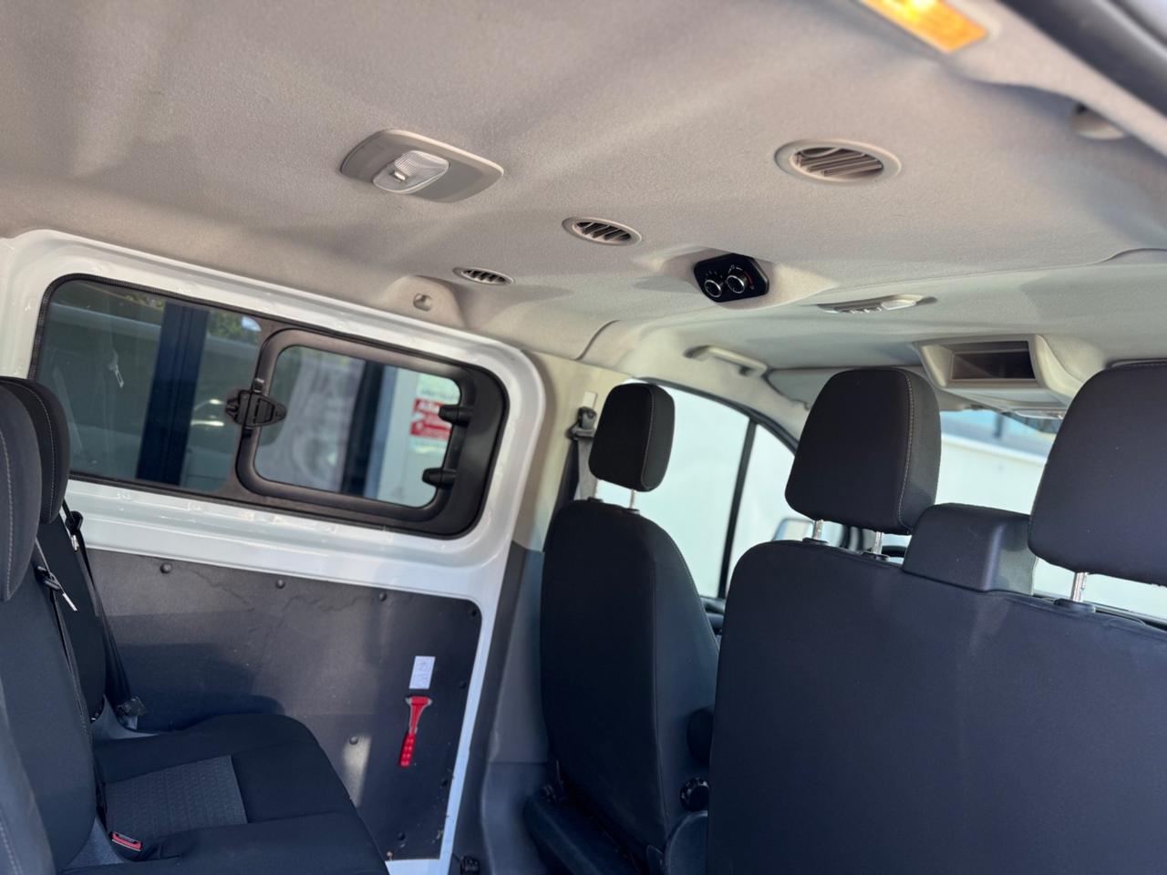 Ford Transit Custom Transit Custom 320 2.0 TDCi 130 PC Combi Trend