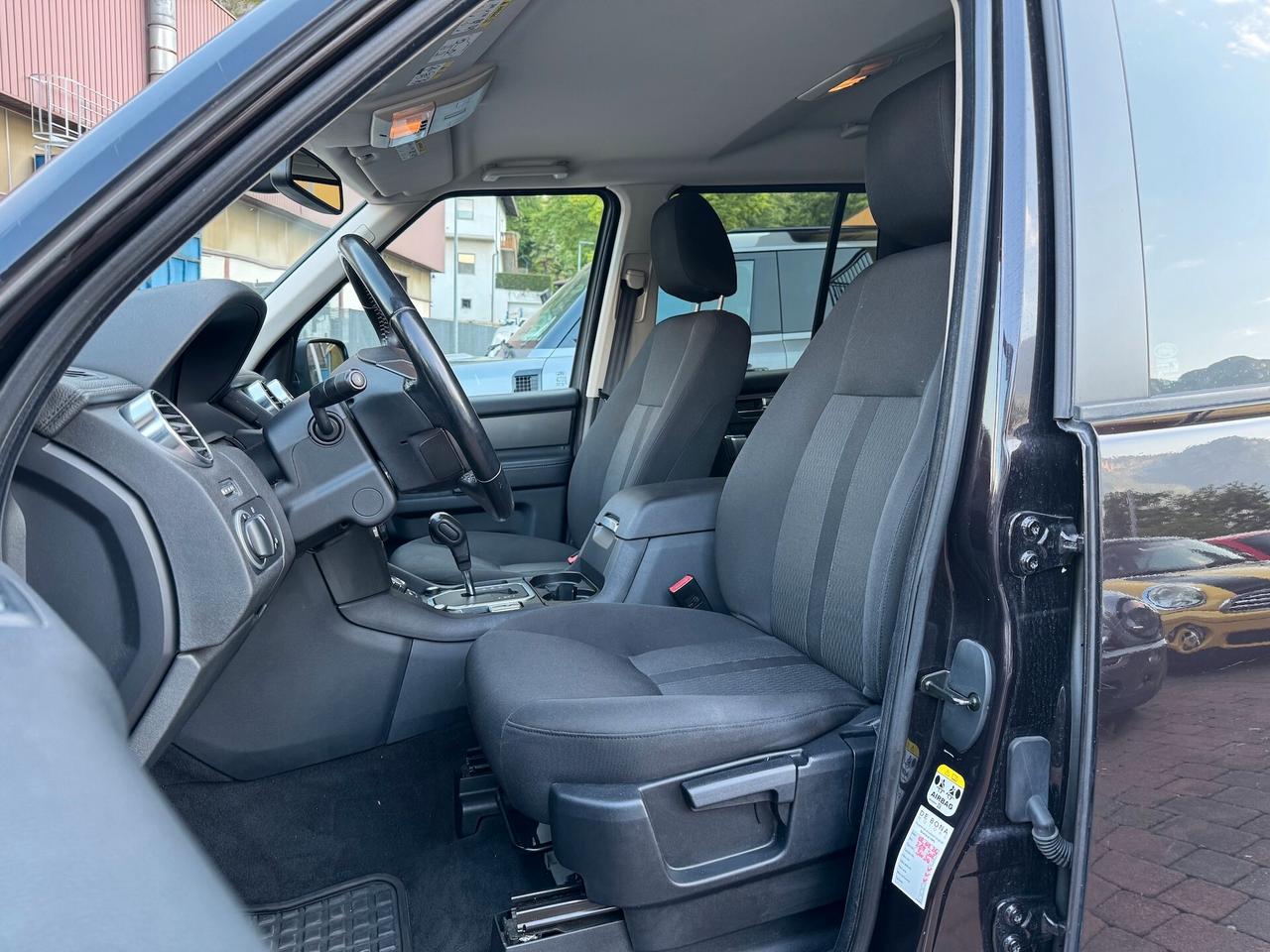Land Rover Discovery 4 3.0 TDV6 SE