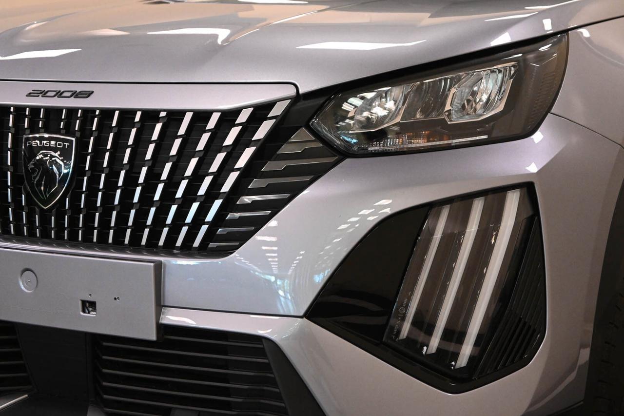 PEUGEOT 2008 2ª serie 2008 PureTech 130 S&S EA...