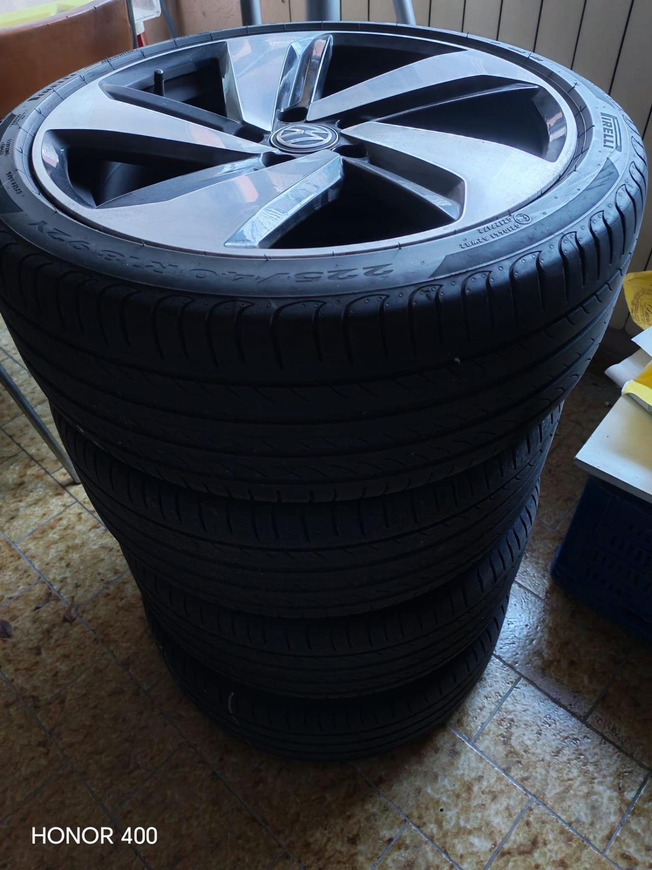 Volkswagen Golf GTI Performance 2.0 245 CV TSI DSG 5p. BMT