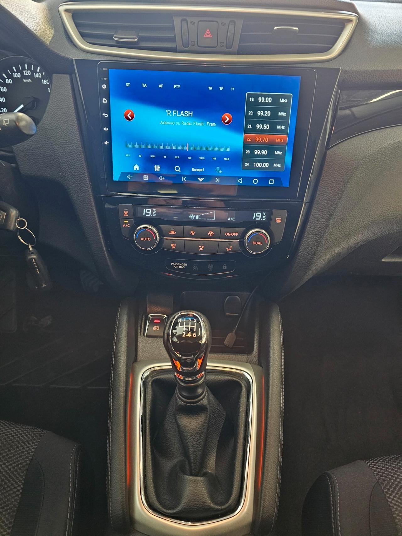 Nissan Qashqai 1.5 dCi N-Connecta