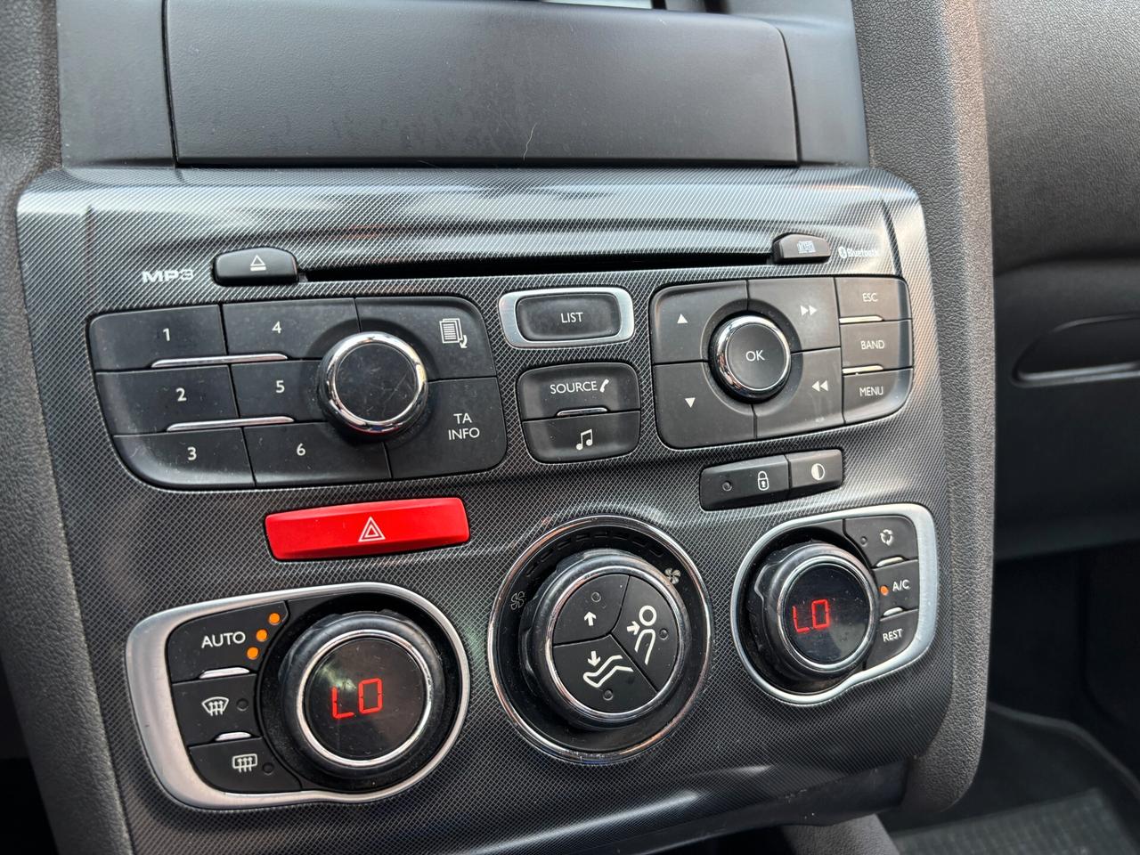 Citroen C4 GPL - NEOPATENTATI AREA B MILANO