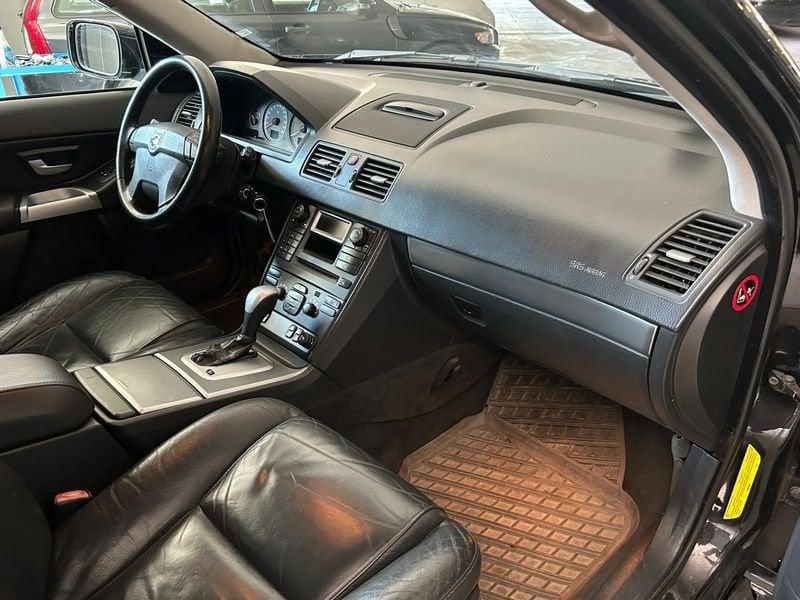 Volvo XC90 XC90 2.4 D5 185 CV AWD EXECUTIVE