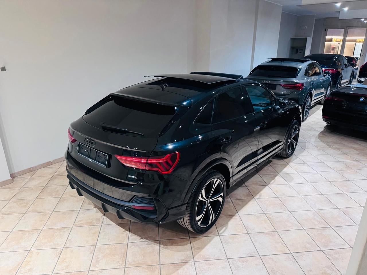 Audi Q3 SPORTBACK SPB 40 TDI quattro S tronic S Line Identity Black Tetto