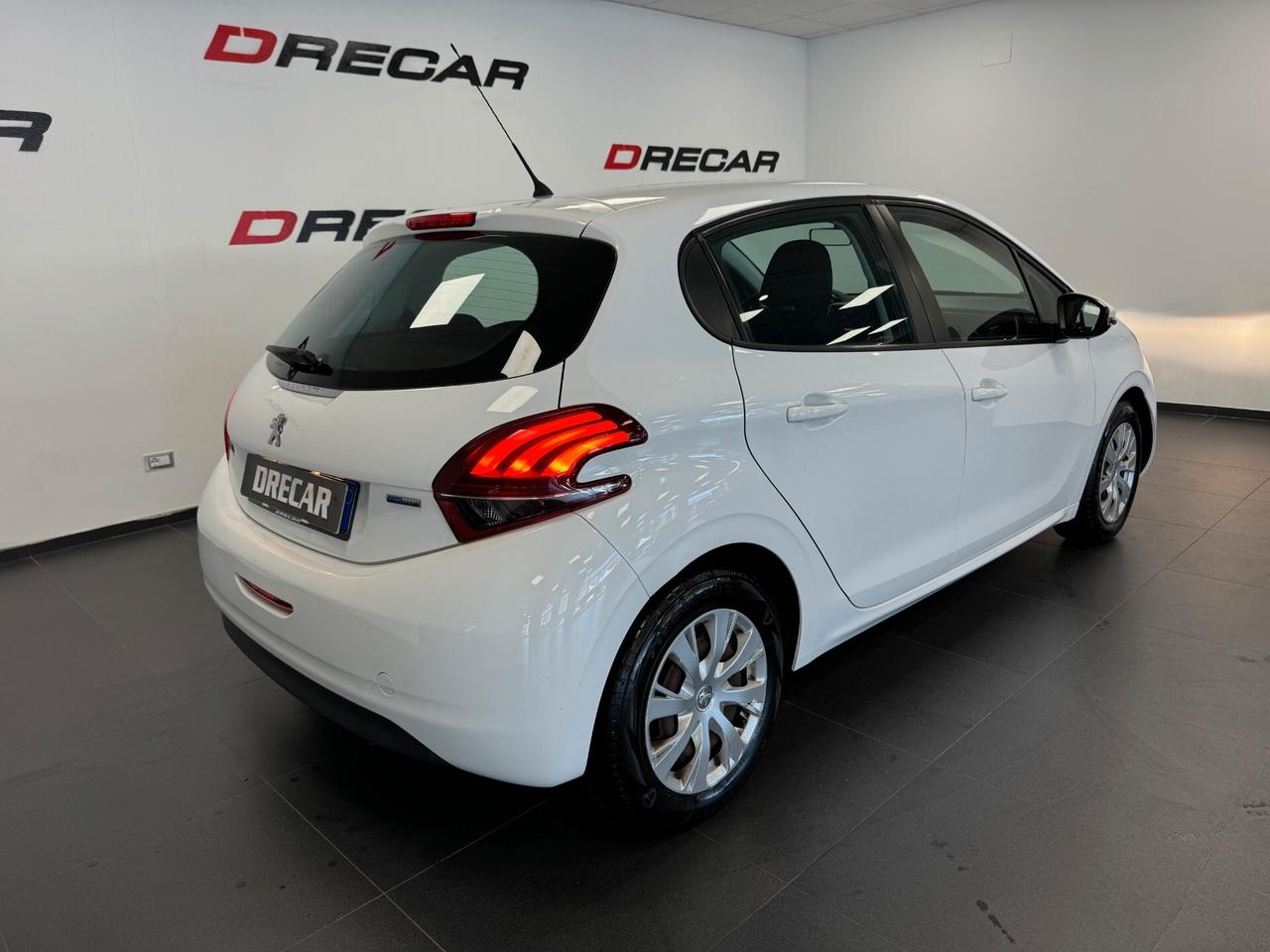 Peugeot 208 PureTech 82 5 porte Active NEOPATENTATI UNIPROP.
