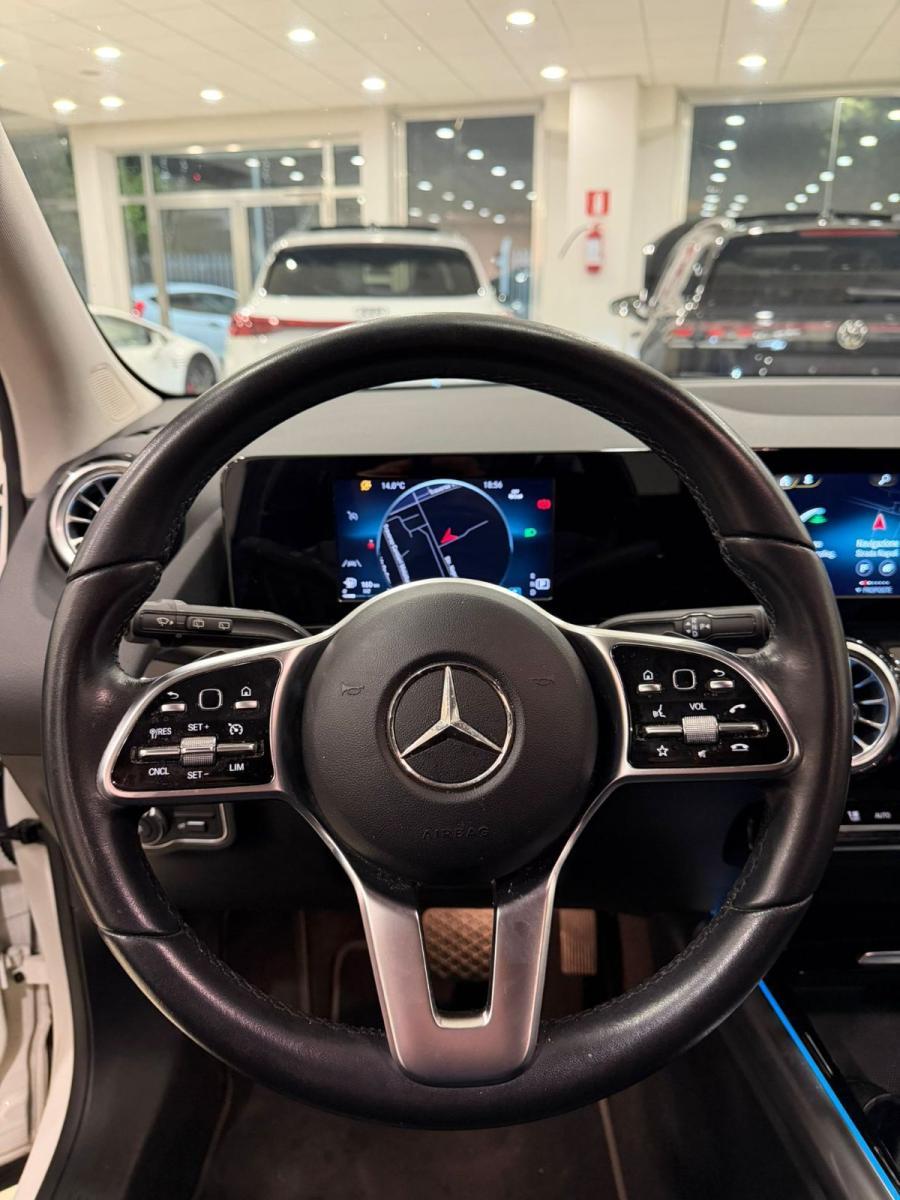 MERCEDES - Classe GLA - 200 d Automatic Sport Plus