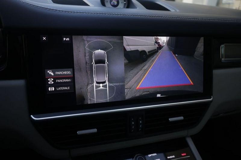 Porsche Cayenne 3.0 V6 E-Hybrid Tetto Panoramico Unicoproprietario