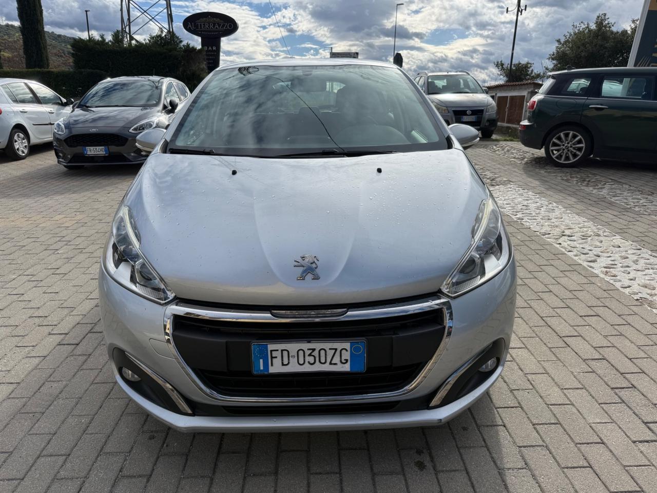 Peugeot 208 neopatentati