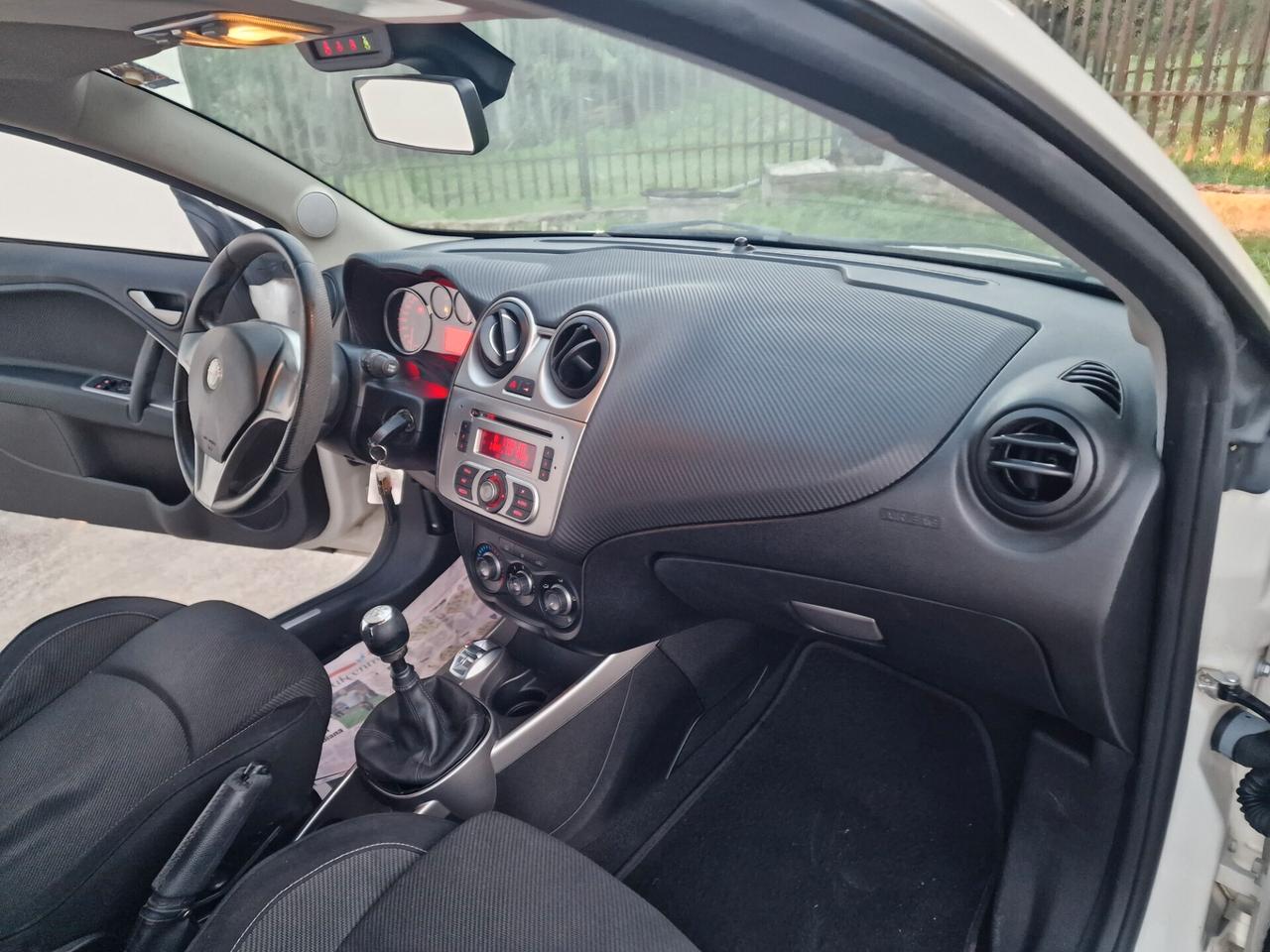 Alfa Romeo MiTo 1.4 105 CV M.air S&S Distinctive Sport Pack