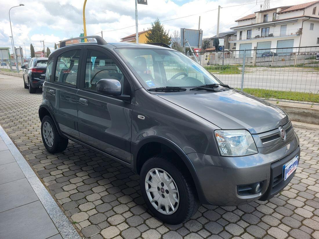 Fiat Panda 1.3 MJT 16V 4x4 + ELD *** BLOCC. DIFF. MOTORE SOSTITUITO
