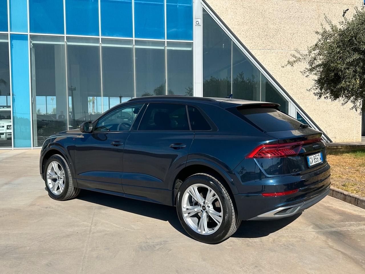 Audi Q8 45 tdi Sline offerta T-Stock prezzo imperdibile
