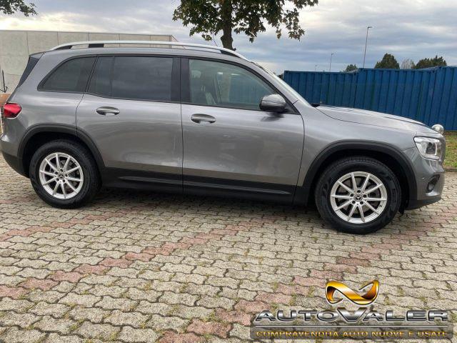 MERCEDES-BENZ GLB 200 d Automatic Business
