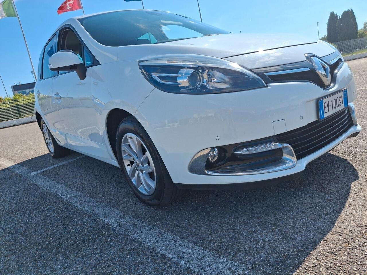 Renault Scenic XMod 1.5 dCi 110CV.Start&Stop-NAVIGATORE-