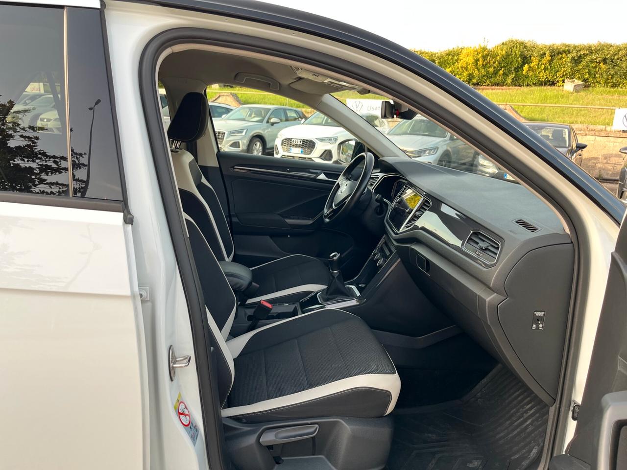 Volkswagen T-Roc 1.6 TDI SCR Advanced BlueMotion Technology