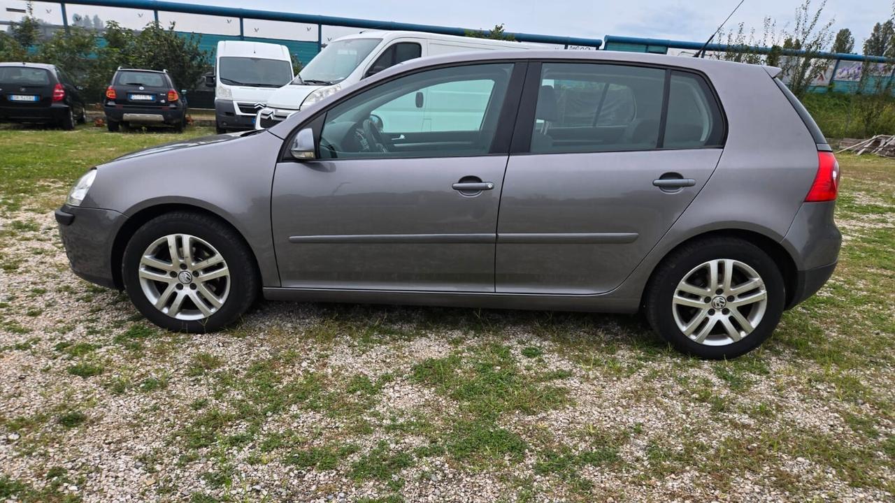 Volkswagen Golf 1.6 5p. GPL GOAL solo EXPORT