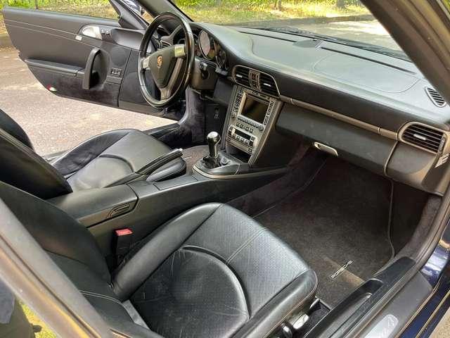 Porsche 911 911 Coupe 3.6 Carrera 4