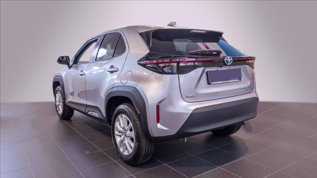 TOYOTA Yaris Cross 1.5h Business fwd 116cv e-cvt del 2024