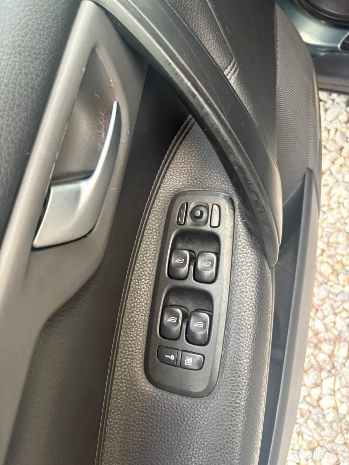 Volvo V70 Summum Bi-fuel Gpl