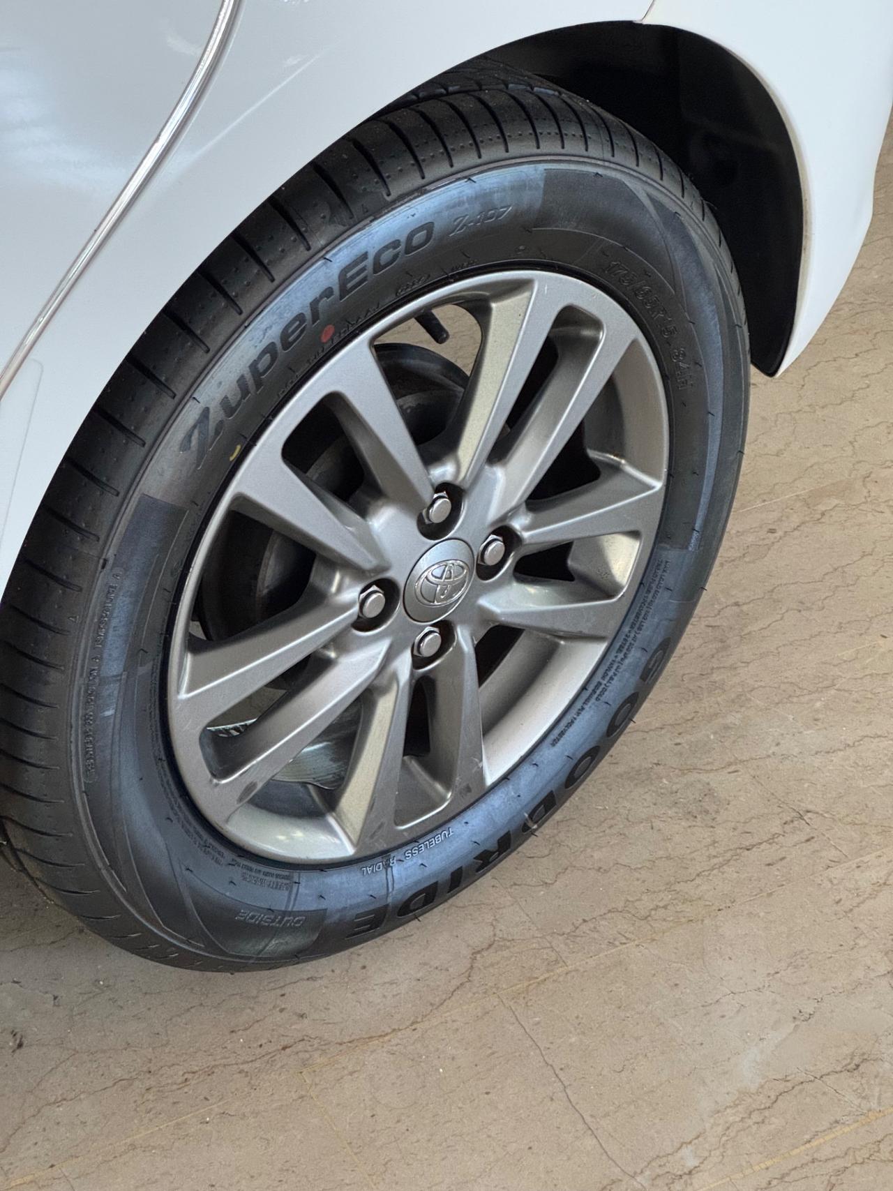 Toyota Yaris 1.4 D-4D 5 porte Lounge