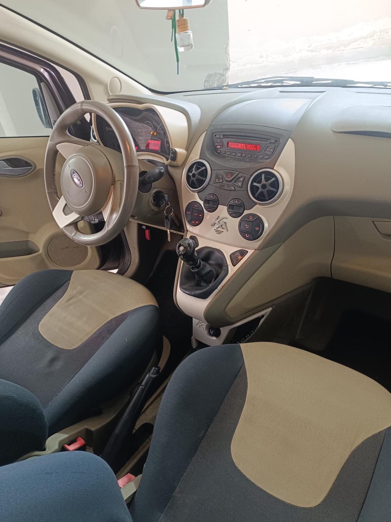 Ford Ka 1.3 TDCi 75CV Titanium