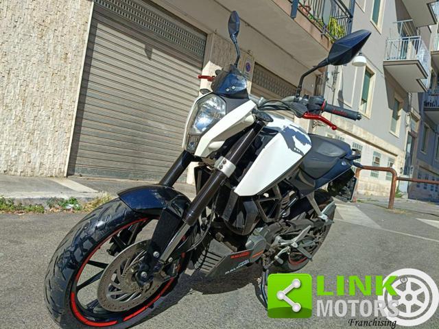 KTM 125 Duke 2016