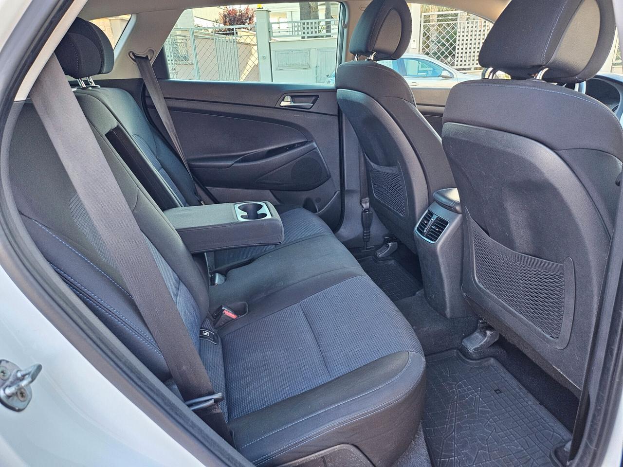 Hyundai Tucson 1.7 CRDi Xpossible ISG 2WD