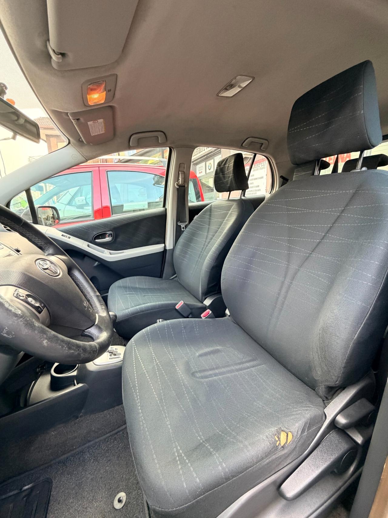 Toyota Yaris 1.4 D-4D 5 porte Sol