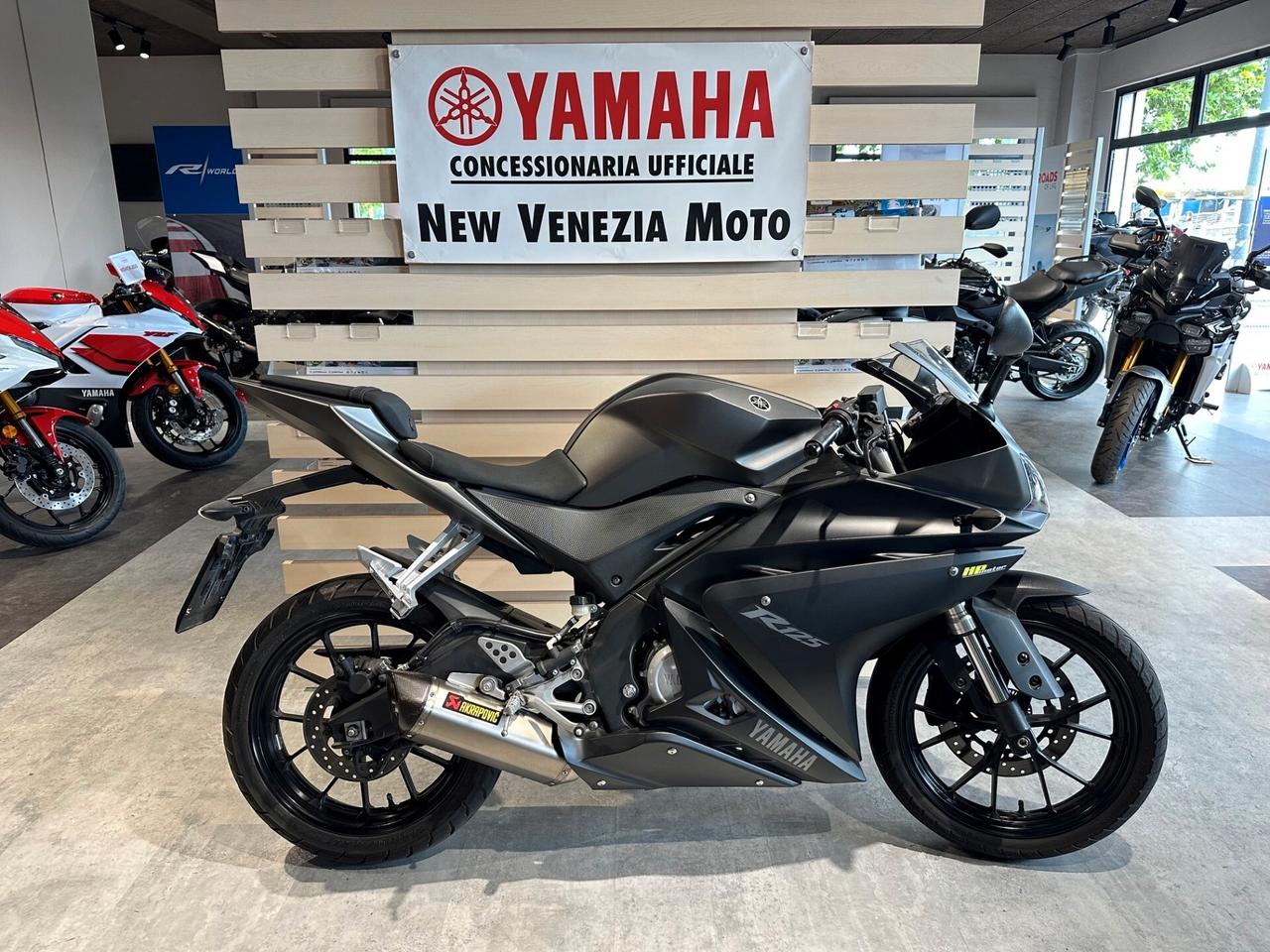 Yamaha YZF R125 - 2017
