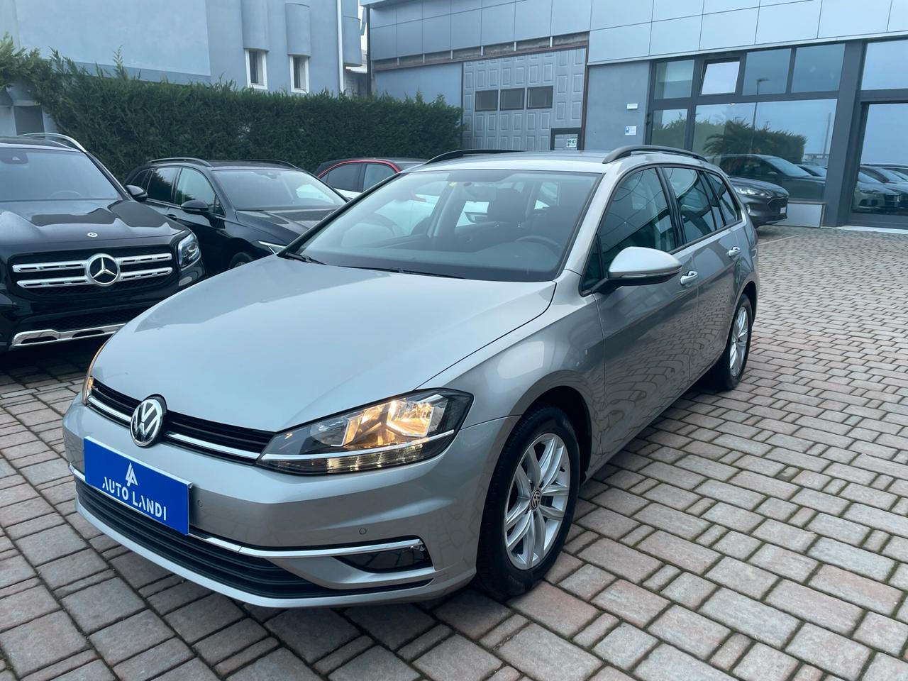 Volkswagen Golf Variant 1.6 TDI 115 CV Business BlueMotion Technology